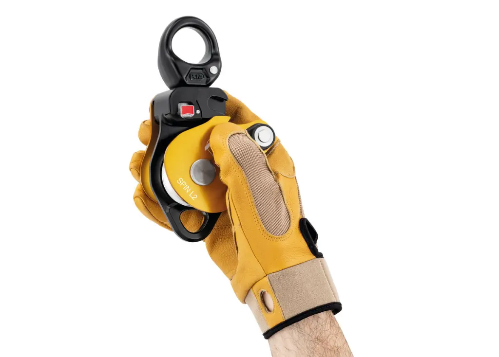 P001CA00-SPIN-DOUBLE-focus-1_LowRes.webp